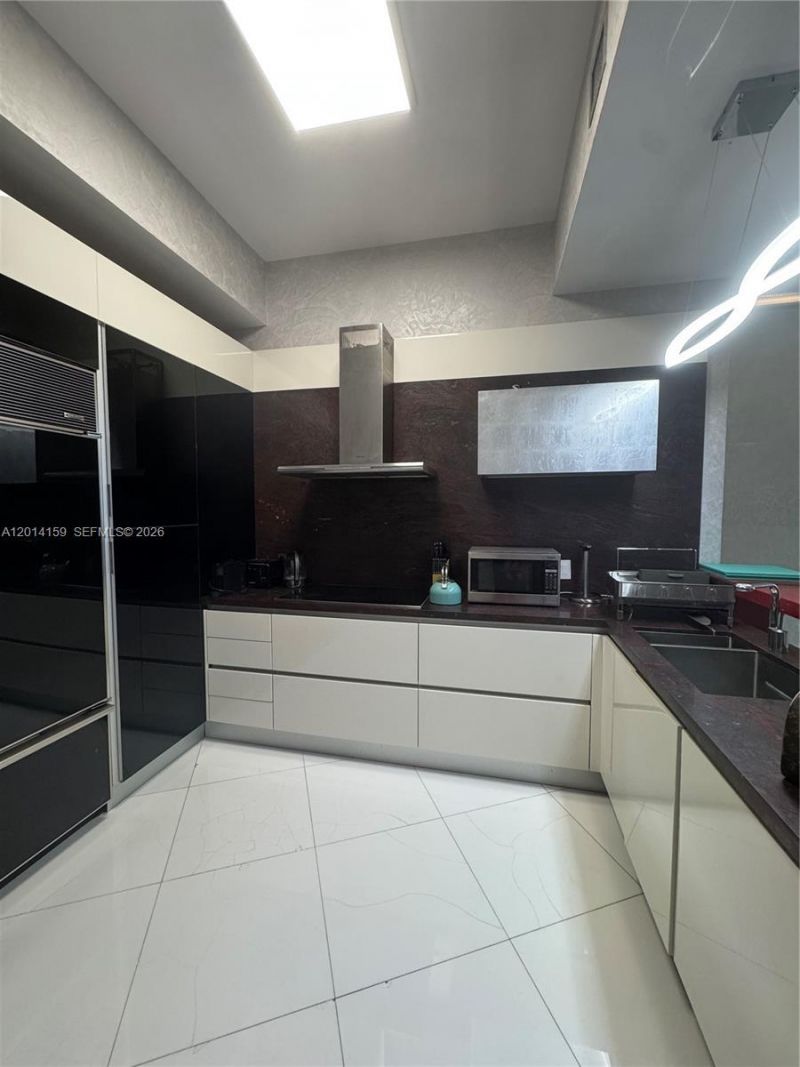 15901 Collins Ave , Unit 4107, Sunny Isles Beach, FL 33160 Photo