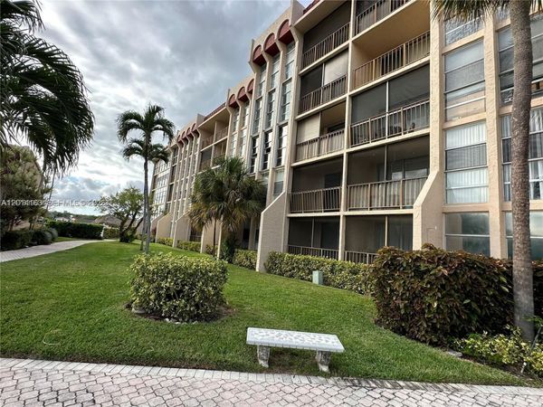 2001 Atlantic Shores Blvd , Unit 104, Hallandale Beach, FL 33009