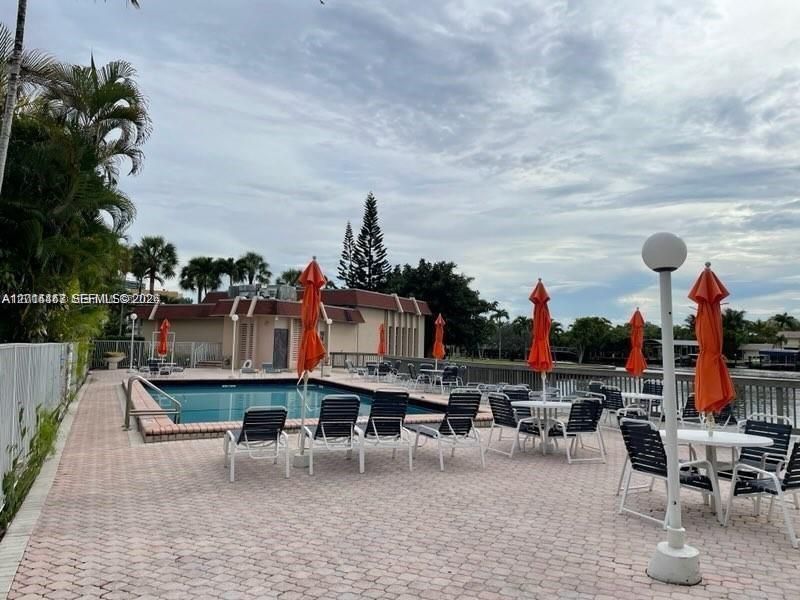 2001 Atlantic Shores Blvd , Unit 104, Hallandale Beach, FL 33009 Photo