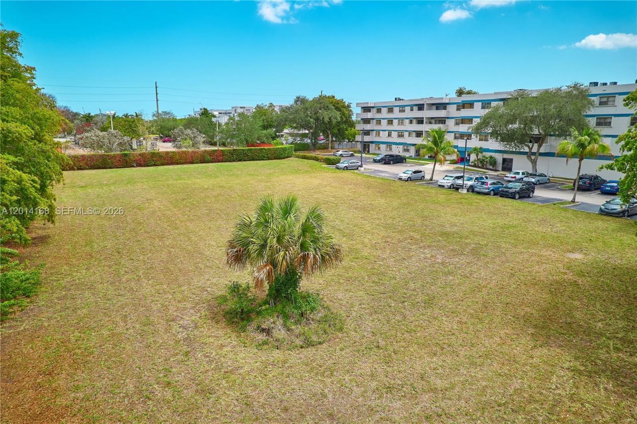 0 N 61 Avenue , Hollywood, FL 33024 Photo