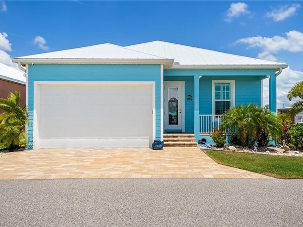 3026 Trawler LN , ST. JAMES CITY, FL 33956
