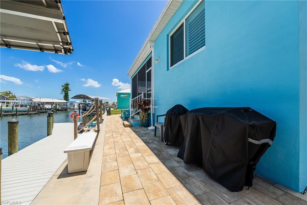 3026 Trawler Ln, Saint James City, FL 33956 Photo
