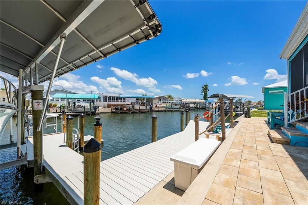 3026 Trawler Ln, Saint James City, FL 33956 Photo