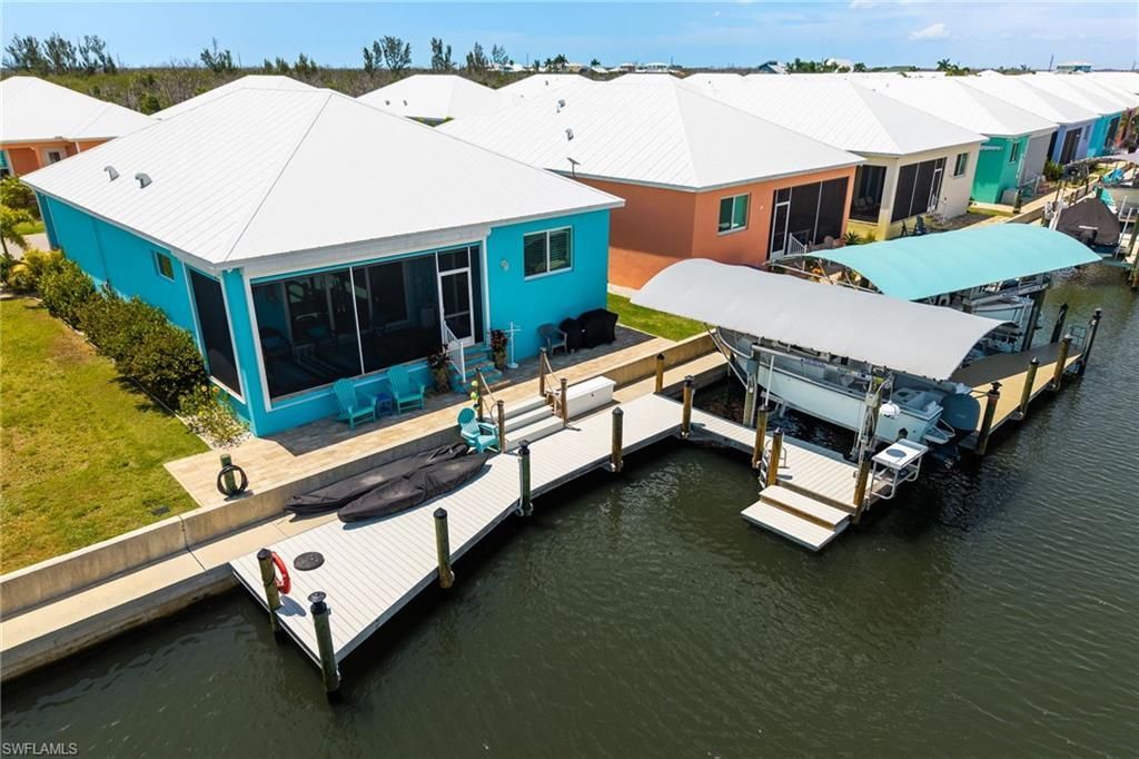 3026 Trawler Ln, Saint James City, FL 33956 Photo