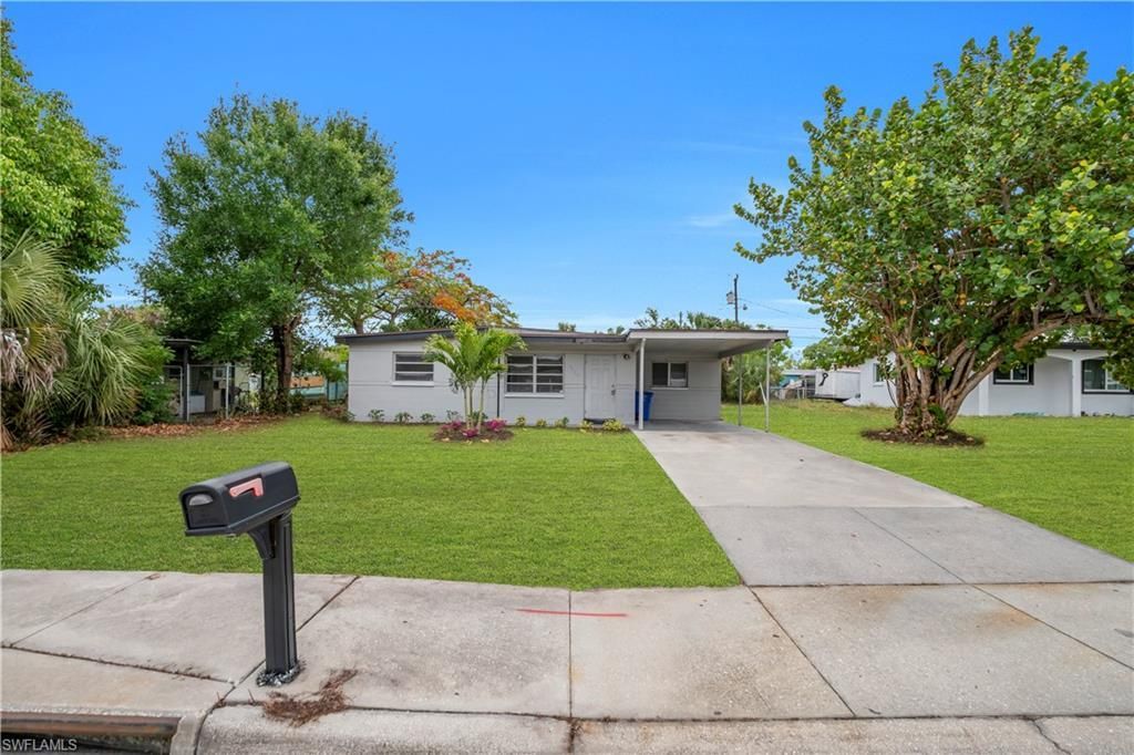 1527 Gardenia Ave , Fort Myers, FL 33916 Photo