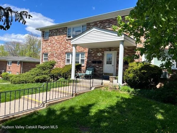 136 N Chestnut Street, Unit 16a, New Paltz, NY 12561