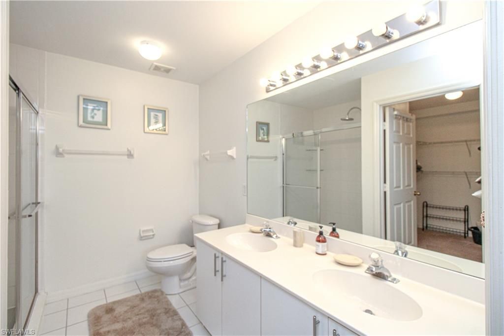 519 Roma Ct , Unit 3-208, Naples, FL 34110 Photo