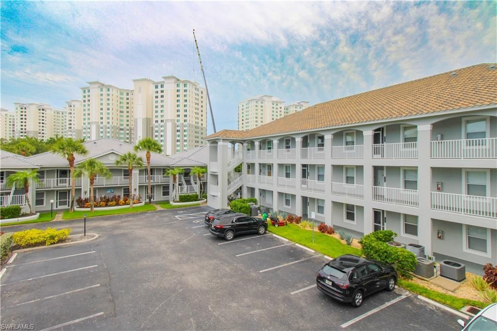 519 Roma Ct , Unit 3-208, Naples, FL 34110 Photo