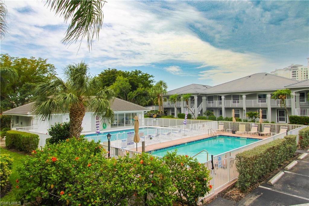 519 Roma Ct , Unit 3-208, Naples, FL 34110 Photo