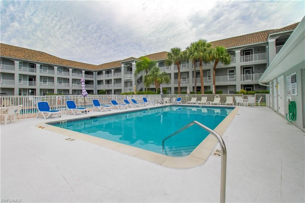 519 Roma Ct , Unit 3-208, Naples, FL 34110 Photo