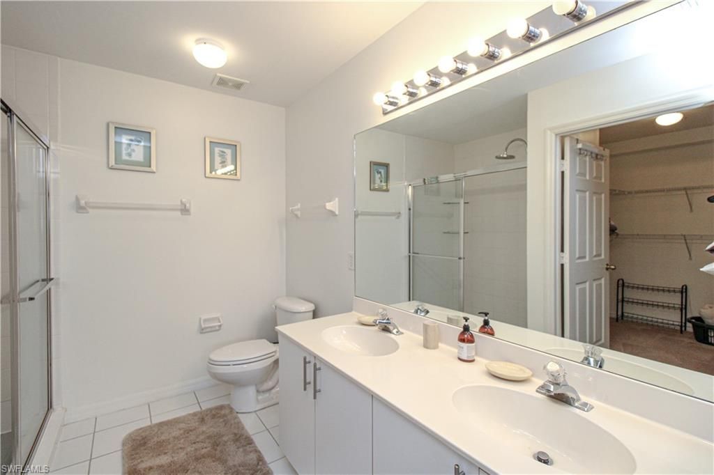 519 Roma Ct , Unit 3-208, Naples, FL 34110 Photo