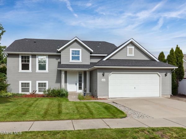 8178 N Coolin DR, Hayden, ID 83835