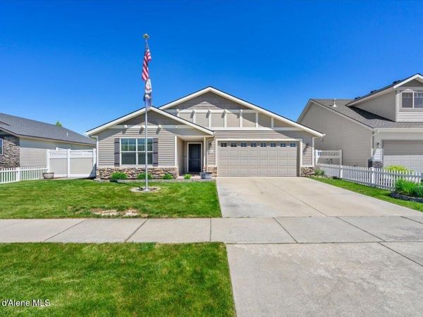 2516 N Reddington Way , Post Falls, ID 83854