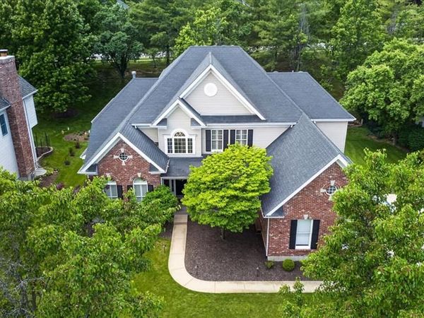 12775 Wynfield Pines Court, Des Peres, MO 63131