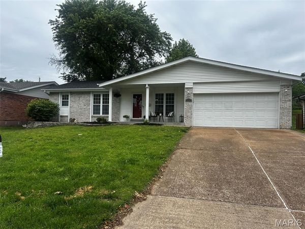 10179 Buffton Drive, St Louis, MO 63123