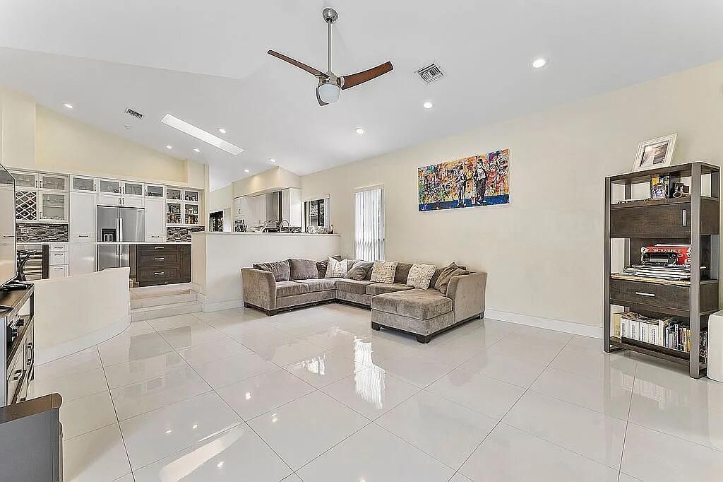4551 NW 26th Place, Boca Raton, FL 33434 Photo