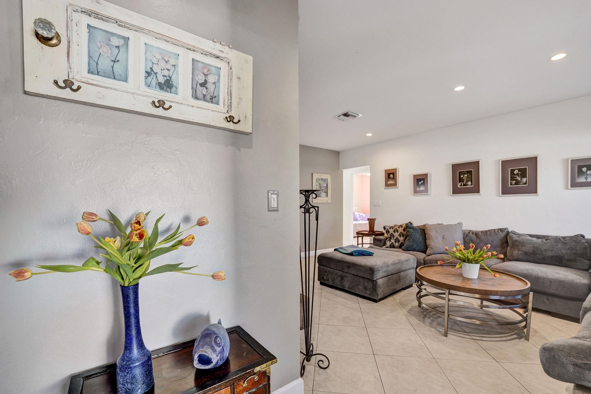 1036 NE 9th Avenue, Fort Lauderdale, FL 33304 Photo