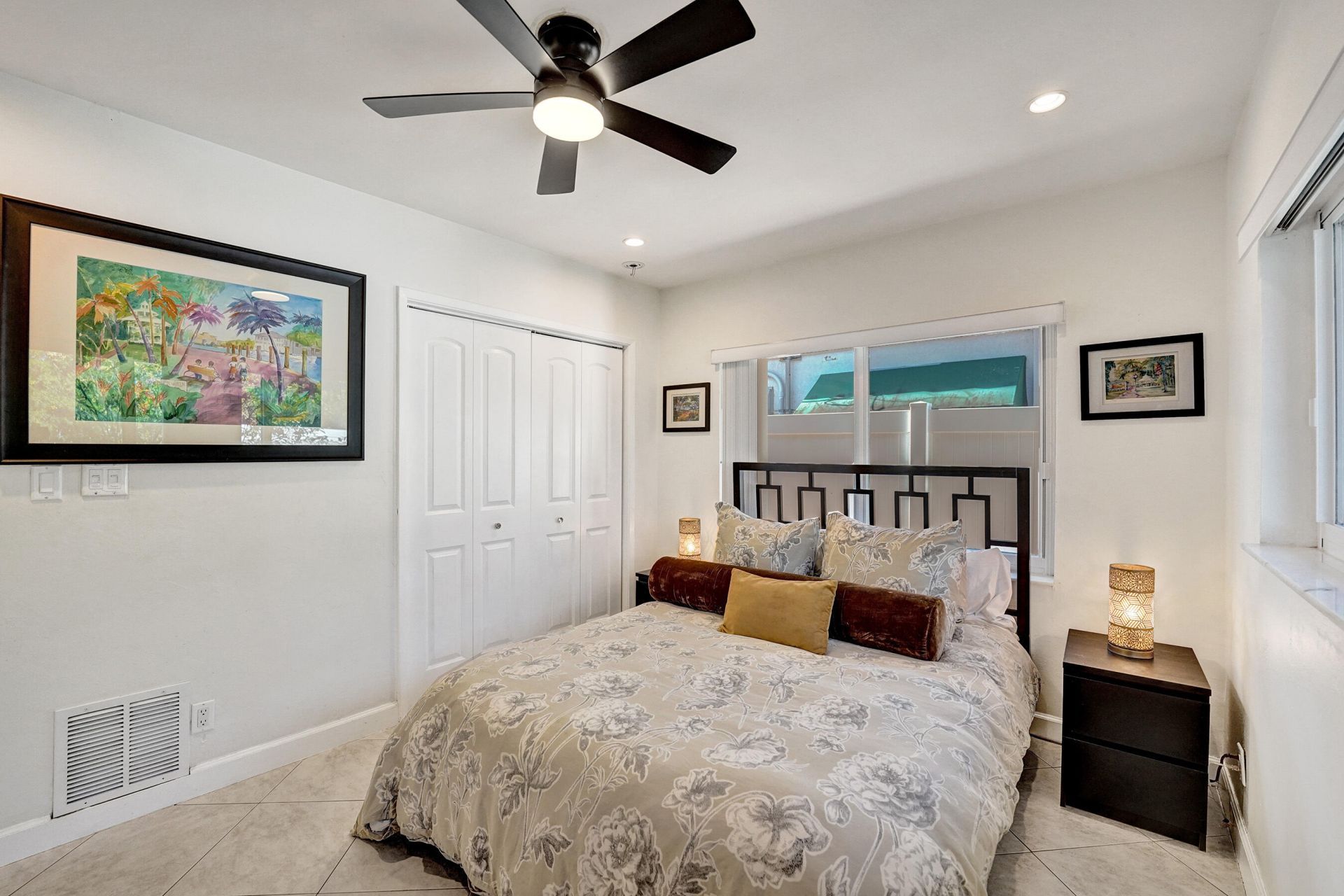 1036 NE 9th Avenue, Fort Lauderdale, FL 33304 Photo