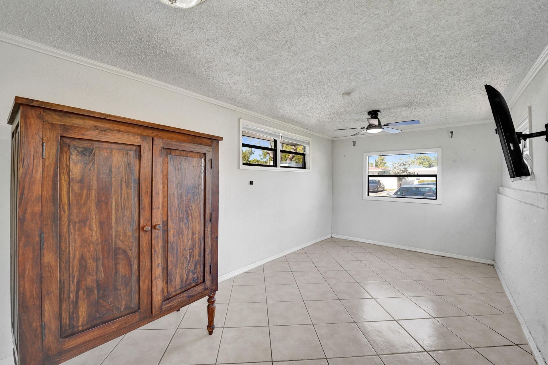1036 NE 9th Avenue, Fort Lauderdale, FL 33304 Photo