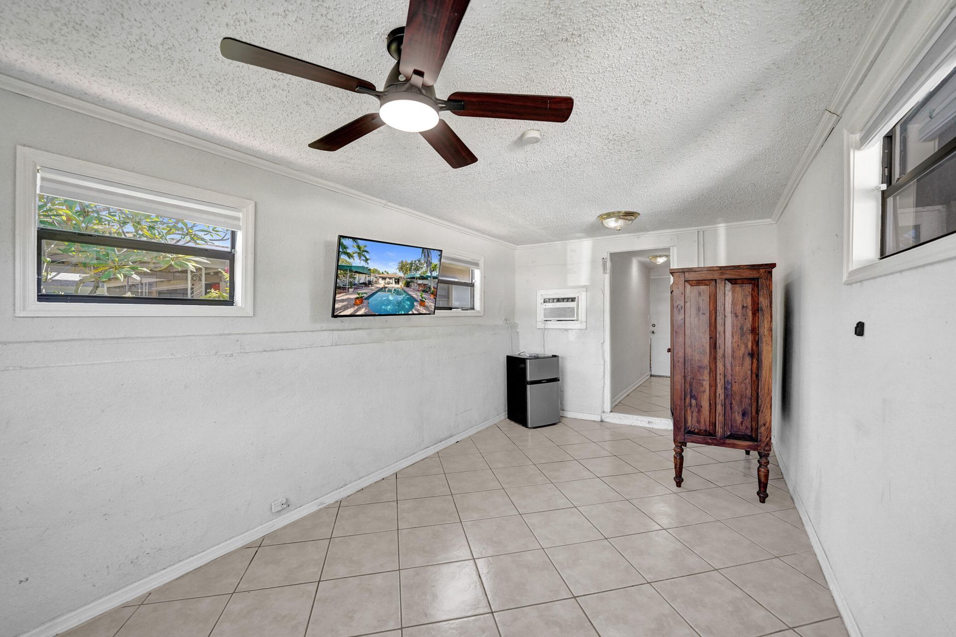 1036 NE 9th Avenue, Fort Lauderdale, FL 33304 Photo
