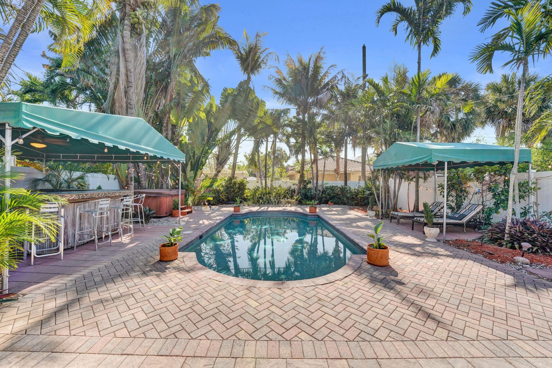 1036 NE 9th Avenue, Fort Lauderdale, FL 33304 Photo