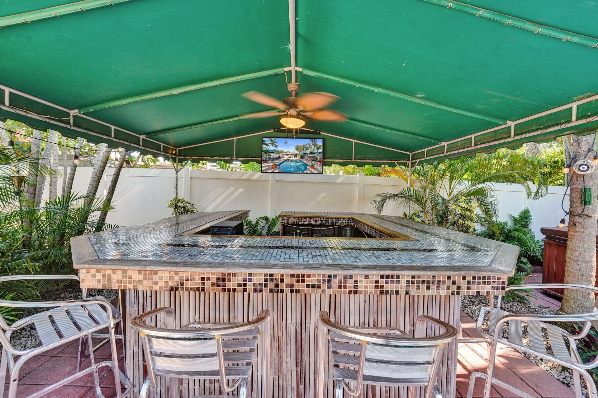 1036 NE 9th Avenue, Fort Lauderdale, FL 33304 Photo