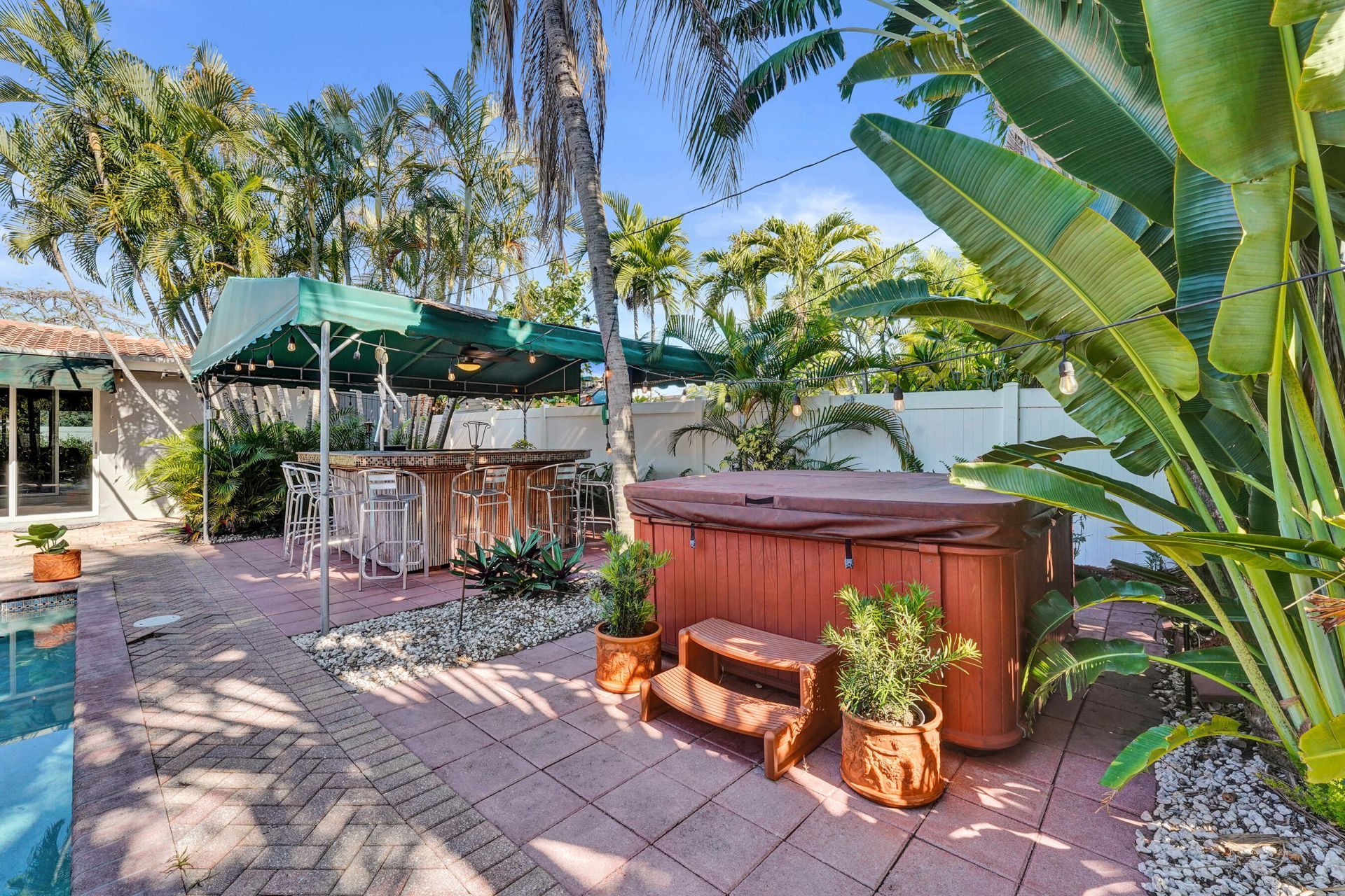 1036 NE 9th Avenue, Fort Lauderdale, FL 33304 Photo