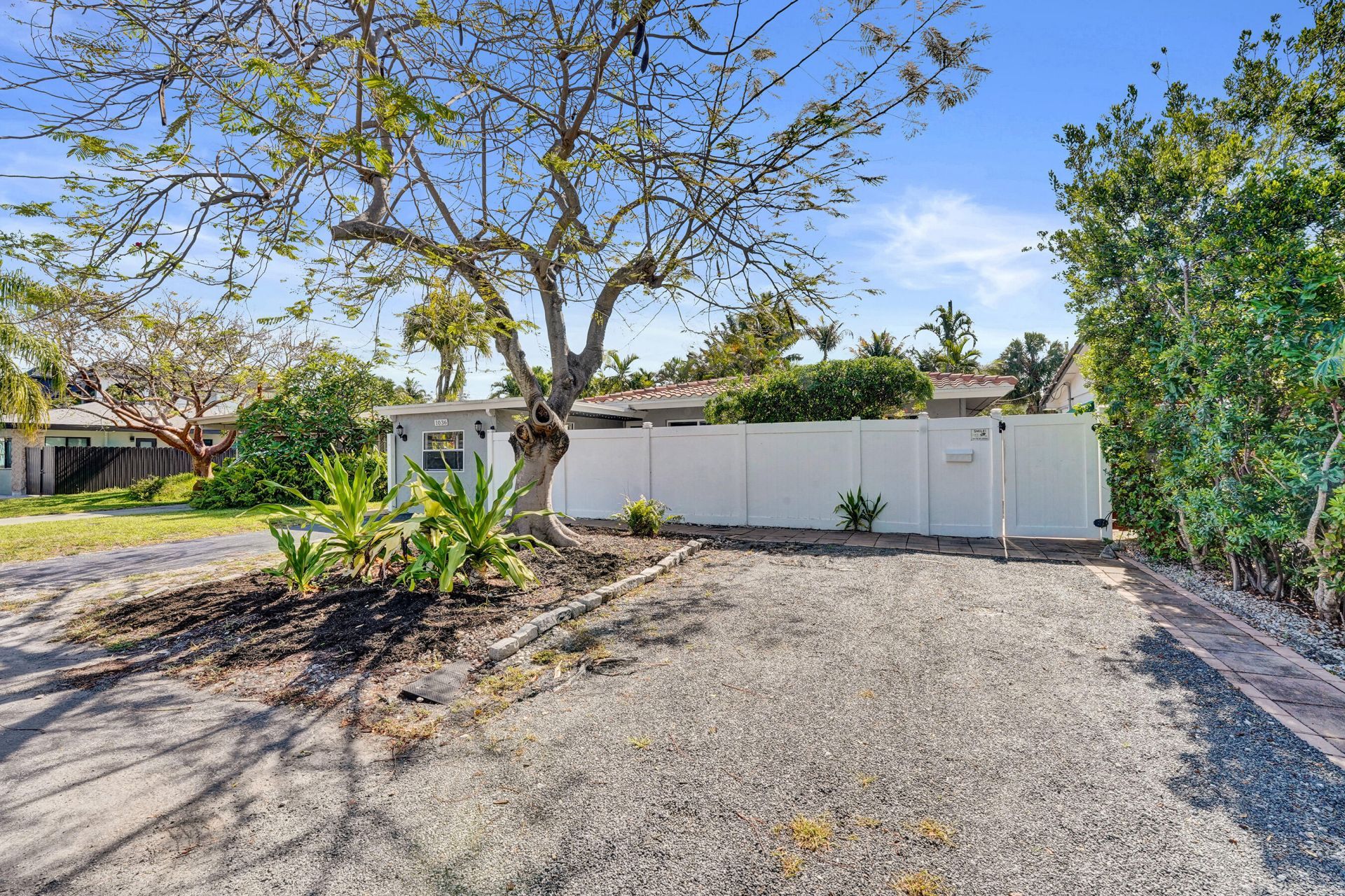1036 NE 9th Avenue, Fort Lauderdale, FL 33304 Photo