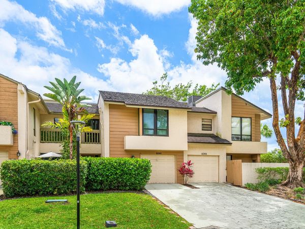 6044 Glendale Drive, Boca Raton, FL 33433
