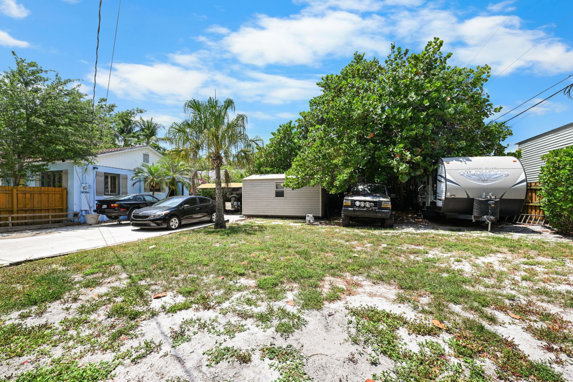 1915 Lake Avenue, West Palm Beach, FL 33401 Photo