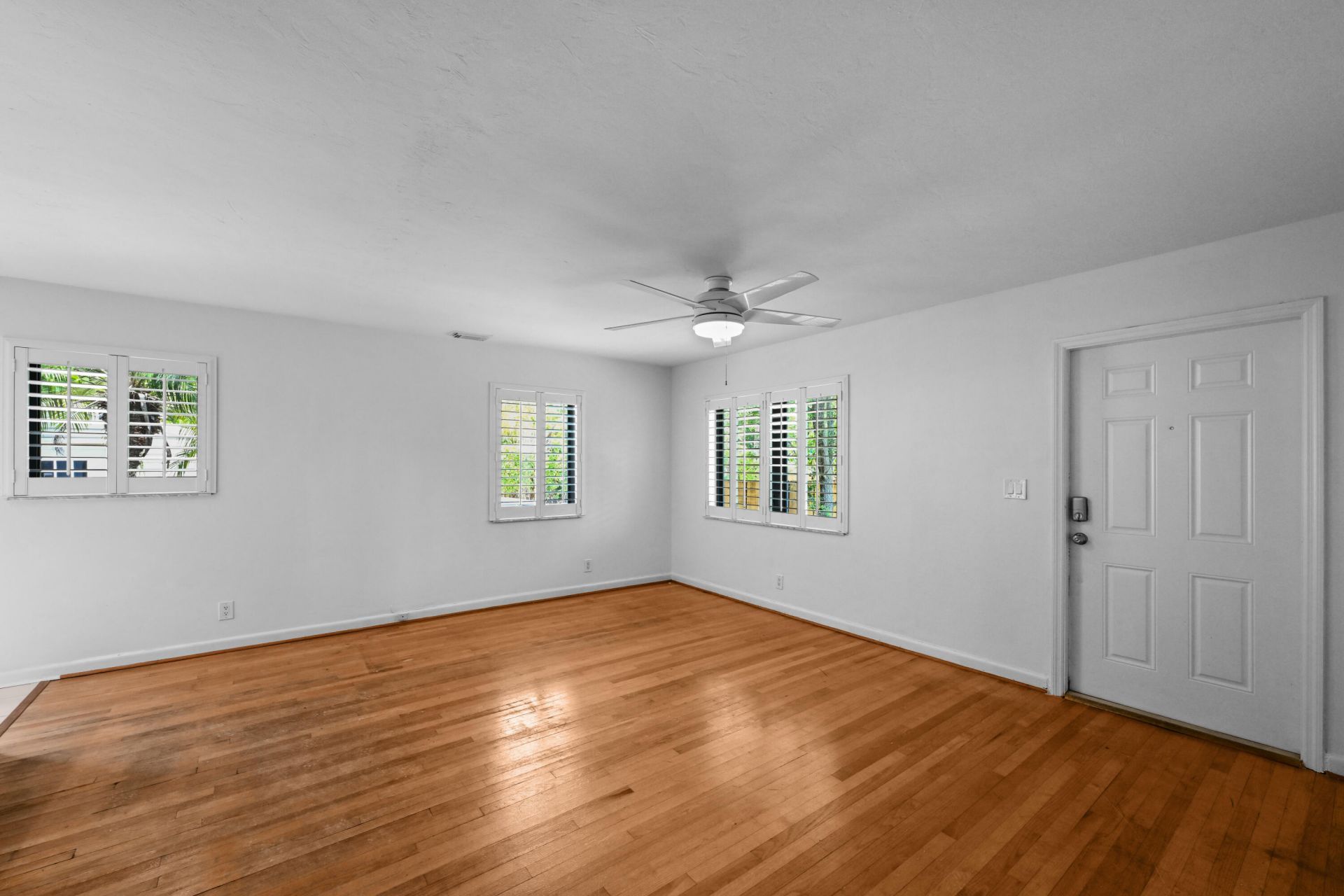 1915 Lake Avenue, West Palm Beach, FL 33401 Photo