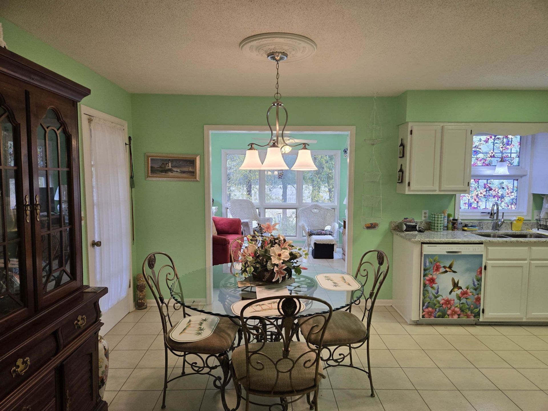 2240 Jackson Circle Photo 12