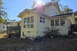 2240 Jackson Circle photo 4