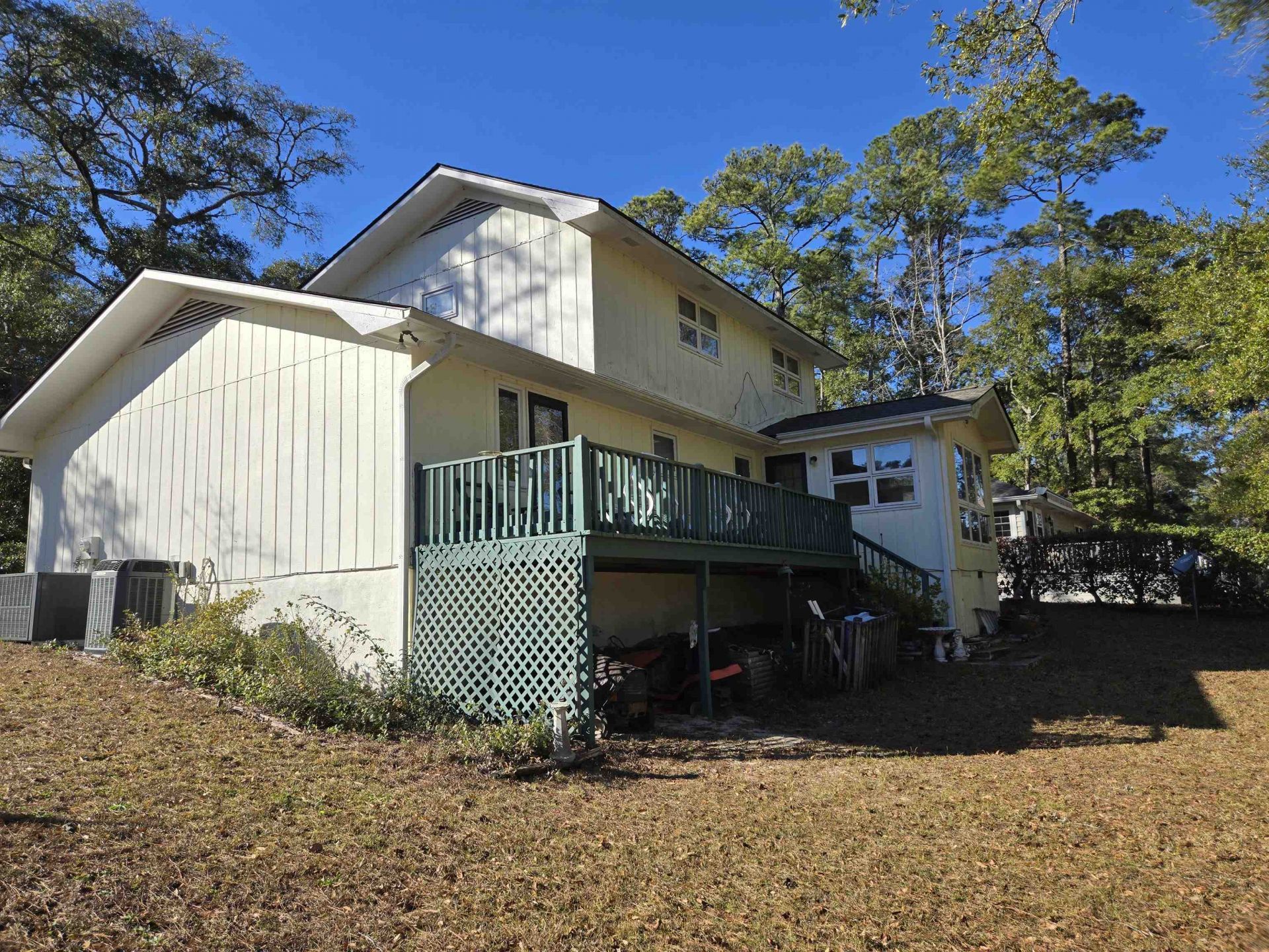2240 Jackson Circle Photo 4