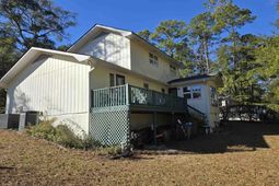 2240 Jackson Circle photo 4