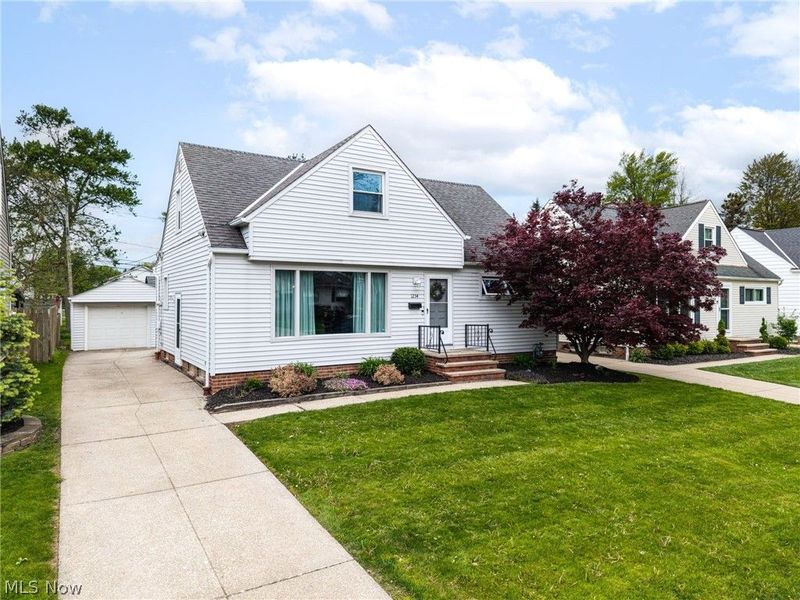 1234 W Miner Road, Mayfield Heights, OH 44124 Photo 2