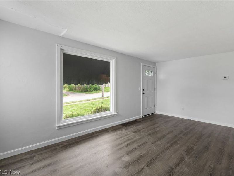 1514 37th Street NW, Canton, OH 44709 Photo 4