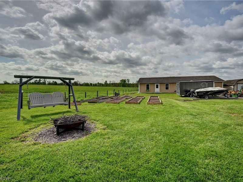 2393 Kinsman Road Northwest, North Bloomfield, OH 44450 Photo 10