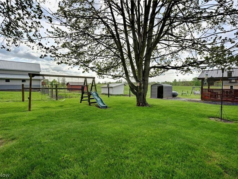 2393 Kinsman Road Northwest, North Bloomfield, OH 44450 Photo 13