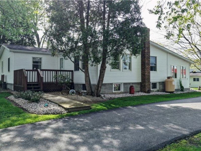 2393 Kinsman Road Northwest, North Bloomfield, OH 44450 Photo 2