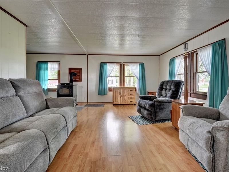 2393 Kinsman Road Northwest, North Bloomfield, OH 44450 Photo 24