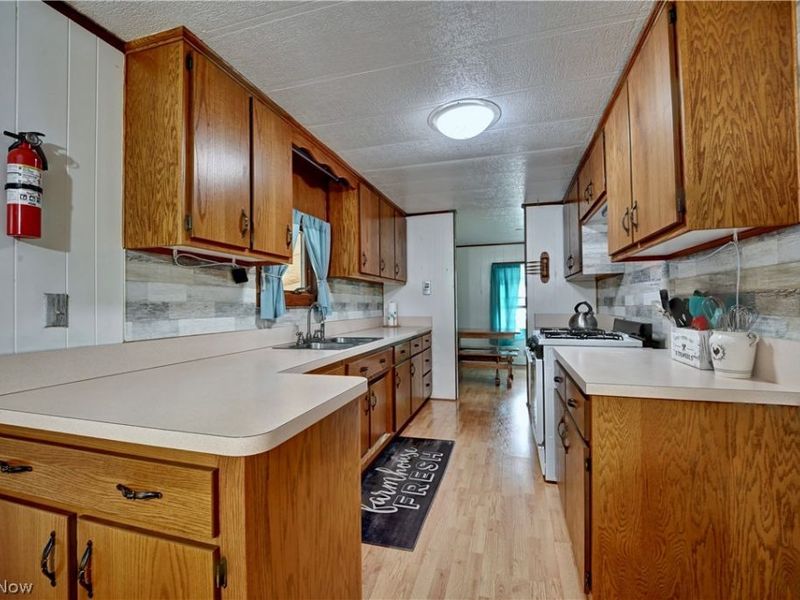 2393 Kinsman Road Northwest, North Bloomfield, OH 44450 Photo 26