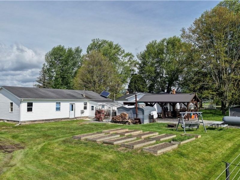 2393 Kinsman Road Northwest, North Bloomfield, OH 44450 Photo 7