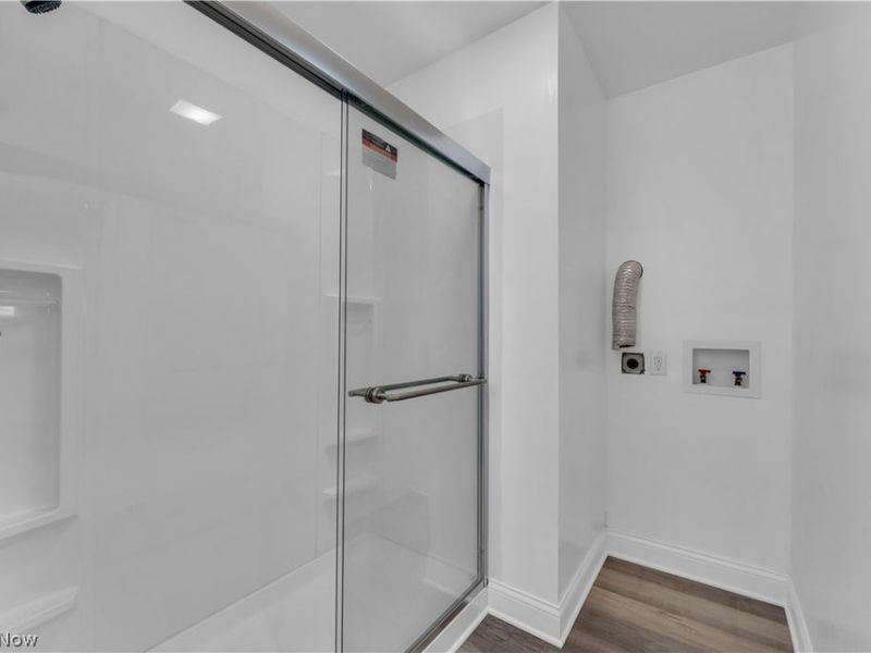 2344 E 86th Street, Cleveland, OH 44106 Photo 32