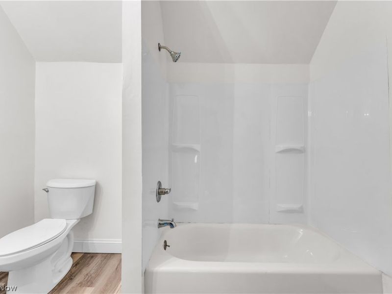 2344 E 86th Street, Cleveland, OH 44106 Photo 35