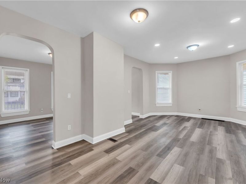 2344 E 86th Street, Cleveland, OH 44106 Photo 6