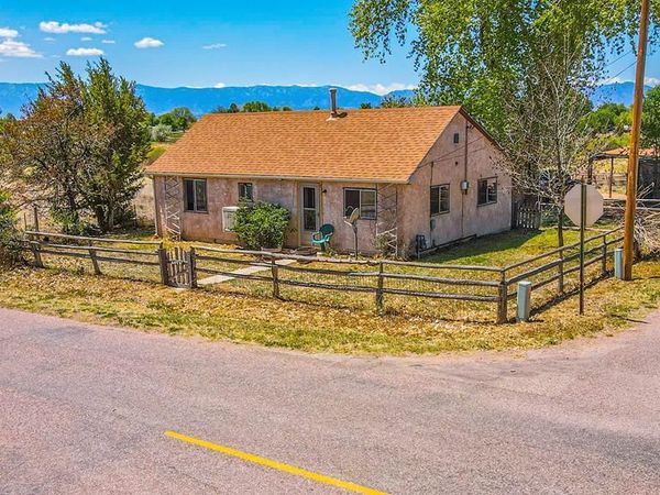 603 K St, Penrose, CO 81240
