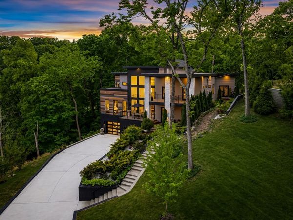 6616 Ellwood Ct, Nashville, TN 37205