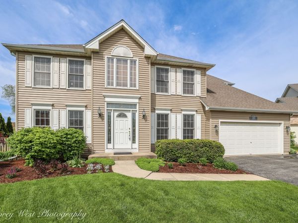 1213 Paddock Court , Aurora, IL 60502