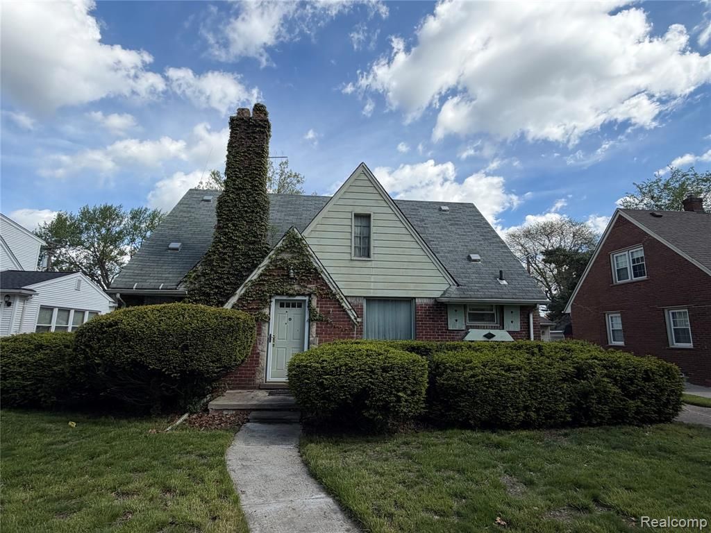 13126 Chestnut Street, Southgate, MI 48195 Main Photo